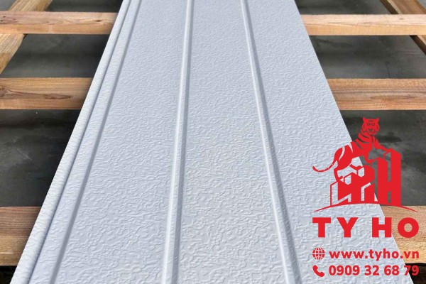 Panel hợp kim nhôm Az100 - Ultra Panel trắng đục 2 rãnh giữa